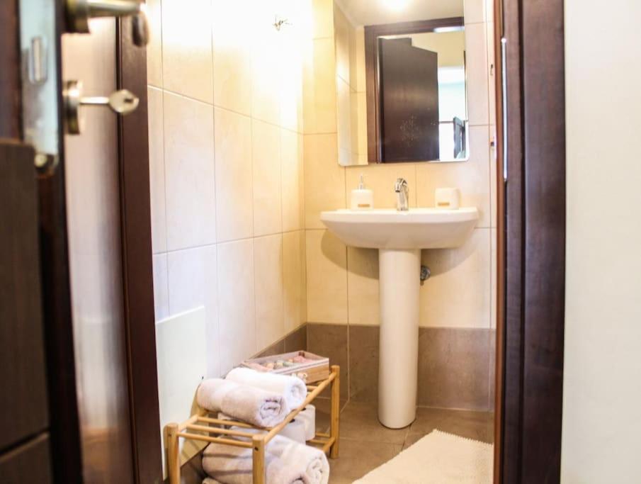 Afroditi'S Guest House Ираклио Екстериор снимка